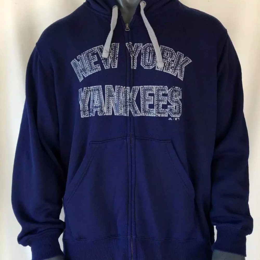 Great Yankees zip up! Excellent condition!